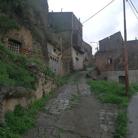 Casa Vacanze Isabella Aliano المظهر الخارجي الصورة